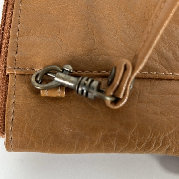 Via Moda Small Crossbody Clutch Festival Pouch Zipper Pockets Brass Spin Closure - Picture 11 of 12